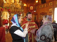 Пасхальный молебен для людей с потерей слуха прошел в северодвинском храме