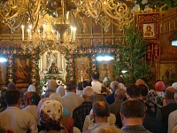 В день Святой Троицы на территории северодвинского храма прошла ярмарка