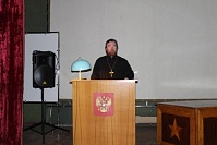 ПРОТОИЕРЕЙ ВАЛЕРИЙ СУВОРОВ РАССКАЗАЛ ВОИНАМ АРХАНГЕЛЬСКА О СВОБОДЕ, ЧЕСТИ И СЧАСТЬЕ