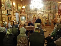 В храме Воскресения Христова подвели итоги деятельности прихода за 2015 год