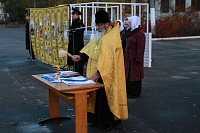 Ракетоносец Северного флота обрел флаг, освященный на мощах праведного Феодора Ушакова