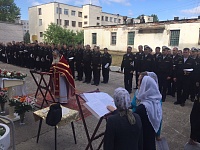 СЕВЕРОДВИНСКИЕ ПОДВОДНИКИ ПОМОЛИЛИСЬ СВЯТОМУ КНЯЗЮ ВЛАДИМИРУ