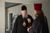 Митрополит Корнилий посетил храм на Яграх в Северодвинске