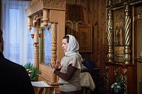 Литургию с сурдопереводом совершили в храме Воскресения Христова в Северодвинске