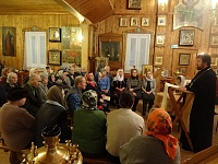 В храме Воскресения Христова подвели итоги деятельности прихода за 2015 год