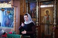 Литургию с переводом на жестовый язык совершили в храме Северодвинска