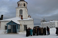 Прихожане Свято-Воскресенского храма посетили древнюю обитель Архангельской земли