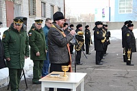 СЕВЕРОДВИНСКИЙ СВЯЩЕННИК БЛАГОСЛОВИЛ НОВОБРАНЦЕВ  НА РАТНОЕ СЛУЖЕНИЕ 