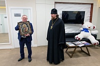 ПРОТОИЕРЕЙ ВАЛЕРИЙ СУВОРОВ ПОЖЕЛАЛ ПОМОЩИ БОЖИЕЙ СПЕЦИАЛИСТАМ ПРОИЗВОДСТВЕННОГО ОБЪЕДИНЕНИЯ «АРКТИКА»