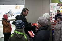 Акция "Святое Евангелие в каждый дом" прошла в ЦУМе