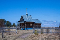 СЕВЕРОДВИНСКИЕ ПАЛОМНИКИ ПОБЫВАЛИ В ДЕРЕВНЕ СОЛЗЕ И ПОМОЛИЛИСЬ ЗА УБИЕННЫХ В ГОДЫ ГОНЕНИЙ