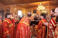 Епископ Даниил возглавил служение Божественной литургии в Воскресенском храме Северодвинска