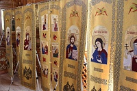 ИКОНОСТАС ПОХОДНОГО ХРАМА ОСВЯТИЛ ДЛЯ РОСГВАРДИИ СЕВЕРОДВИНСКИЙ СВЯЩЕННИК