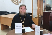 ПРОТОИЕРЕЙ ВАЛЕРИЙ СУВОРОВ НА ФОРУМЕ «СЕМЬЯ СЕГОДНЯ»: ЛЮБОВЬ НЕ МОЖЕТ ЗАВИСЕТЬ ОТ МАТЕРИАЛЬНОГО
