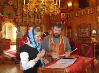 Пасхальный молебен для людей с потерей слуха прошел в северодвинском храме